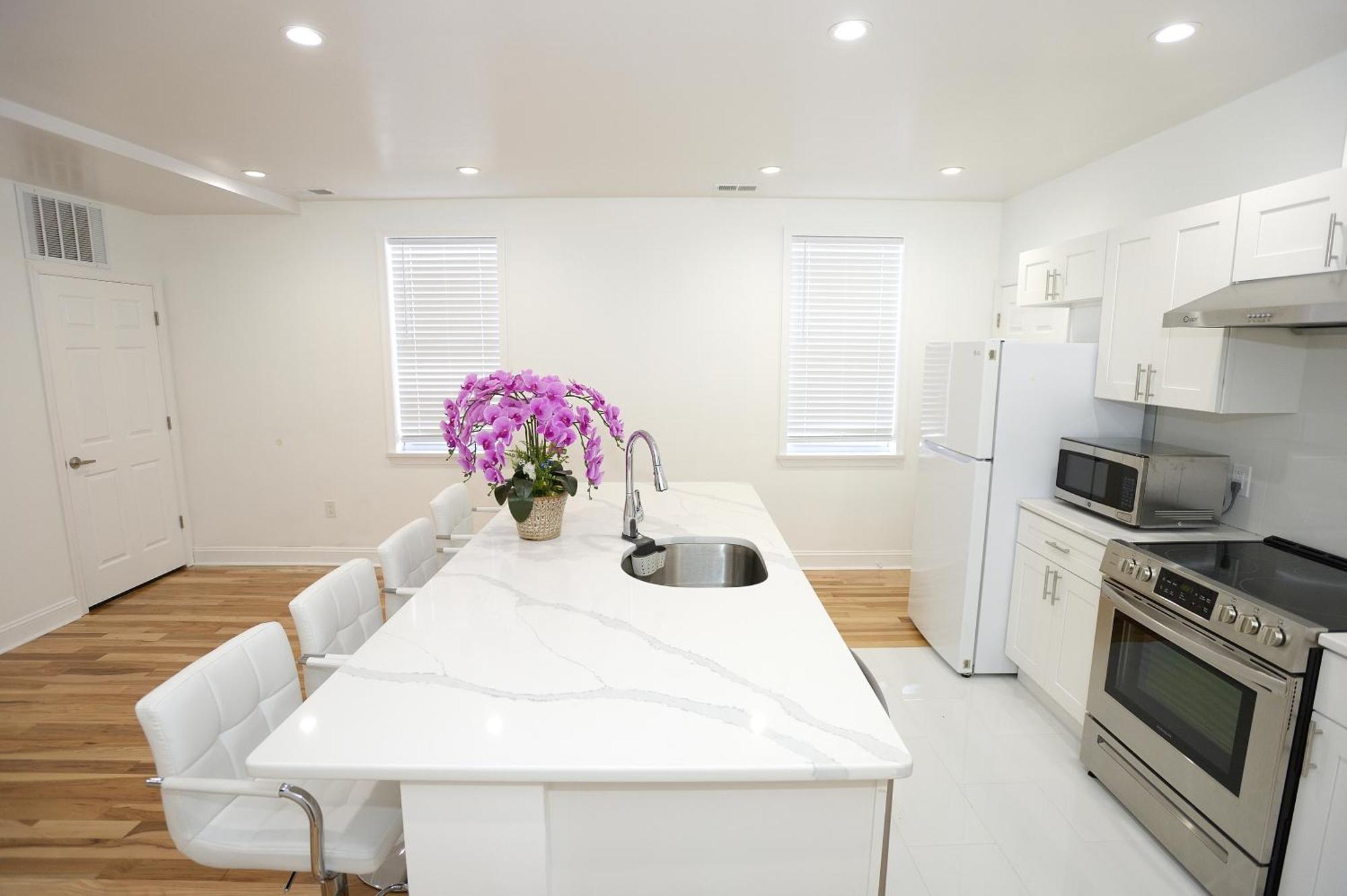 Spacious And Brand New Apartment In Point Breeze - Prime Location Филаделфия Екстериор снимка